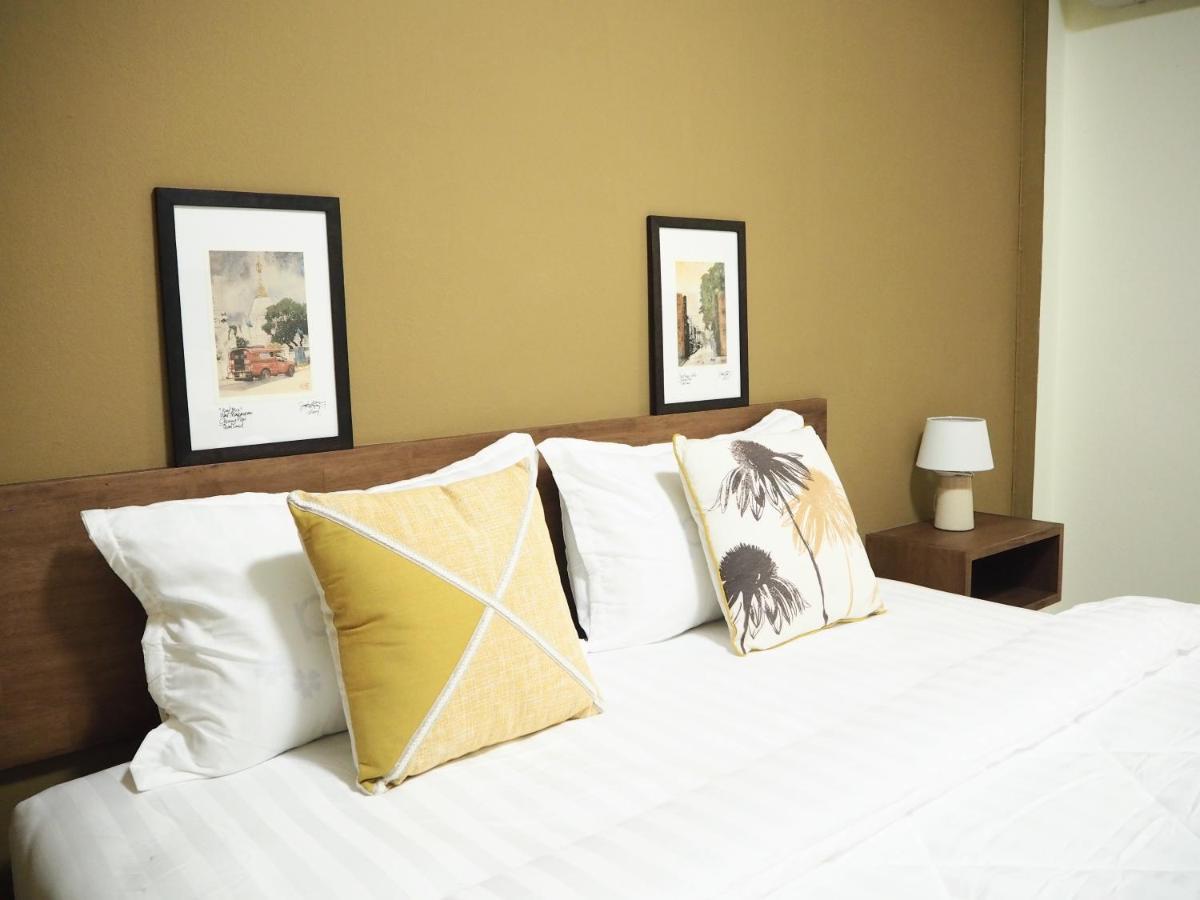 Hotel Bua House Poshtel Chiang Mai Esterno foto